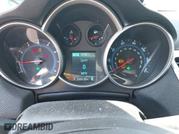 2015 Chevrolet Cruze LT z VIN 1G1PC5SB4F7177368, wystawiony jako IAAI lot #43439452 z przebiegiem 88 678 mil mil oraz . Historia ofert i sprzedaży dostępna na DreamBid. Obrazek 7.