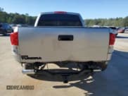 ✅ 2011 Toyota Tundra • VIN: 5TFEY5F15BX101637 • Lot: 84523395. Wystawiony na Copart z przebiegiem 59 586 mil. Bezpłatny archiwum sprzedaży aukcyjnych z USA i szczegółowy raport historii pojazdu na DreamBid. Zdjęcie 6.