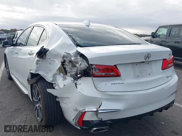 ✅ 2018 Acura TLX Technology • VIN: 19UUB3F56JA006284 • Lot: 43542644. Listed on IAAI with 70,404 mi. Free auction sales archive from the USA and detailed vehicle history report at DreamBid. Image 3.