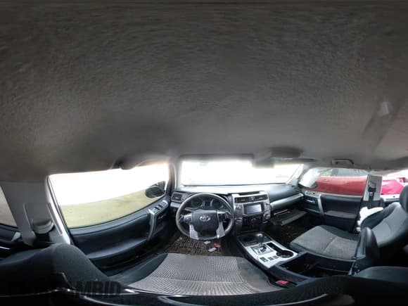 ✅ 2015 Toyota 4Runner SR5 • VIN: JTEZU5JR7F5094469 • Lot: 43757922. Wystawiony na IAAI z przebiegiem 143 426 mil. Bezpłatny archiwum sprzedaży aukcyjnych z USA i szczegółowy raport historii pojazdu na DreamBid. Zdjęcie 18.