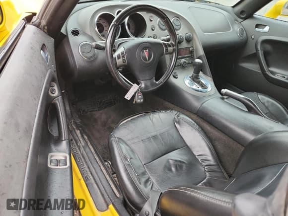 ✅ 2008 Pontiac Solstice • VIN: 1G2MC35B48Y128957 • Лот: 85879705. Опубликован ранее на Copart с пробегом 63 401 миль. Бесплатный доступ к архиву аукционных продаж из США и подробный отчёт об истории автомобиля на DreamBid. Изображение 8.