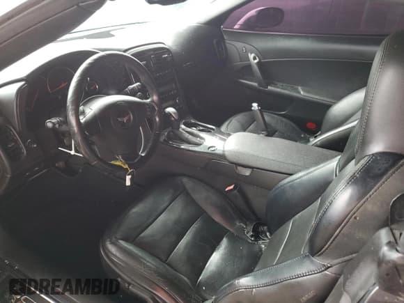 ✅ 2013 Chevrolet Corvette 1LT • VIN: 1G1YE3DW8D5107495 • Lot: 43550355. Listed on Copart with Not provided. Free auction sales archive from the USA and detailed vehicle history report at DreamBid. Image 8.