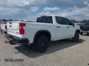 ✅ 2025 Chevrolet Silverado 1500 ZR2 • VIN: 3GCUKHEL0SG213168 • Лот: 42156338. Опубликован ранее на IAAI с пробегом 4 673 миль. Бесплатный доступ к архиву аукционных продаж из США и подробный отчёт об истории автомобиля на DreamBid. Изображение 4.