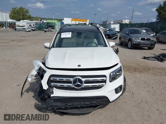 ✅ 2020 Mercedes-Benz GLB 250 • VIN: W1N4M4HB1LW042125 • Lot: 43289788. Listed on IAAI with 100,172 mi. Free auction sales archive from the USA and detailed vehicle history report at DreamBid. Image 12.