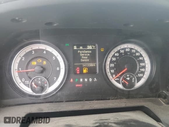 ✅ 2015 Ram 2500 Tradesman • VIN: 3C6TR5CT9FG548337 • Lot: 81878104. Wystawiony na Copart z przebiegiem 141 338 mil. Bezpłatny archiwum sprzedaży aukcyjnych z USA i szczegółowy raport historii pojazdu na DreamBid. Zdjęcie 9.