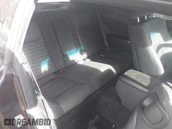 ✅ 2012 Dodge Challenger R/T Classic • VIN: 2C3CDYBT6CH155504 • Lot: 41204595. Wystawiony na IAAI z przebiegiem 160 071 mil. Bezpłatny archiwum sprzedaży aukcyjnych z USA i szczegółowy raport historii pojazdu na DreamBid. Zdjęcie 8.