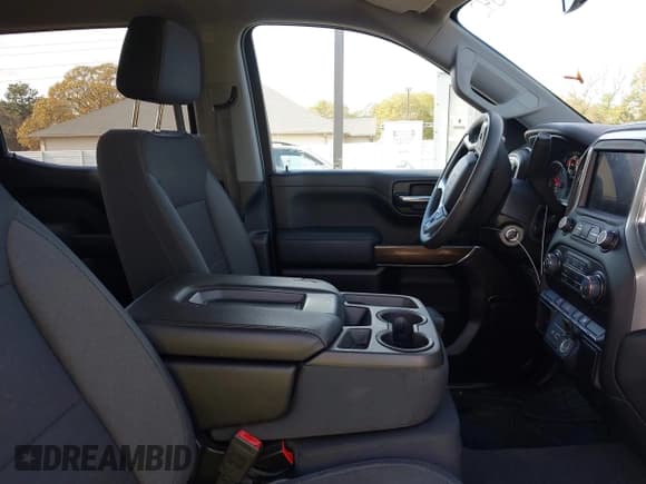 ✅ 2019 Chevrolet Silverado 1500 LT • VIN: 1GCPWCEK4KZ167825 • Lot: 43790842. Wystawiony na IAAI z przebiegiem 150 517 mil. Bezpłatny archiwum sprzedaży aukcyjnych z USA i szczegółowy raport historii pojazdu na DreamBid. Zdjęcie 5.