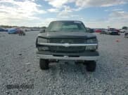 ✅ 2003 Chevrolet Silverado 2500HD LS • VIN: 1GCHK29U03E274062 • Lot: 82757165. Wystawiony na Copart z przebiegiem 329 319 mil. Bezpłatny archiwum sprzedaży aukcyjnych z USA i szczegółowy raport historii pojazdu na DreamBid. Zdjęcie 13.
