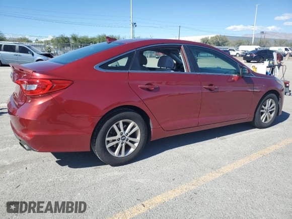 ✅ 2015 Hyundai Sonata SE • VIN: 5NPE24AF6FH014295 • Лот: 89839935. Опубликован ранее на Copart с пробегом Не указан. Бесплатный доступ к архиву аукционных продаж из США и подробный отчёт об истории автомобиля на DreamBid. Изображение 3.