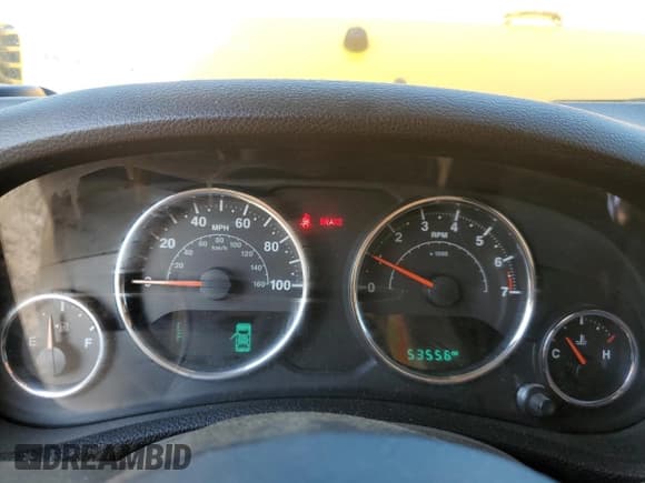 ✅ 2015 Jeep Wrangler Sport • VIN: 1C4AJWAG6FL665492 • Lot: 81221655. Wystawiony na Copart z przebiegiem 53 556 mil. Bezpłatny archiwum sprzedaży aukcyjnych z USA i szczegółowy raport historii pojazdu na DreamBid. Zdjęcie 9.