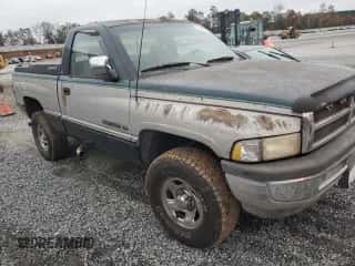 1995 Dodge 1500 с VIN 1B7HF16Z7SS309811, выставлен на аукционе Copart как лот 76067494 с пробегом 134 643 миль миль и Списание • Salvage title. История ставок и продаж доступна на DreamBid. Изображение 4.