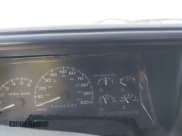 ✅ 2000 GMC Sierra 3500 • VIN: 1GDGC34R9YF469964 • Lot: 41510448. Listed on IAAI with 220,808 mi. Free auction sales archive from the USA and detailed vehicle history report at DreamBid. Image 7.