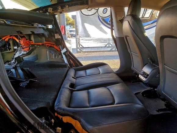 ✅ 2019 Tesla Model 3 Mid Range • VIN: 5YJ3E1EA8KF421071 • Lot: 94134065. Listed on Copart with 129,982 mi. Free auction sales archive from the USA and detailed vehicle history report at DreamBid. Image 10.