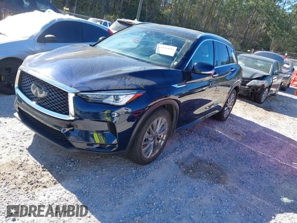 ✅ 2023 Infiniti QX50 Luxe • VIN: 3PCAJ5BA6PF104962 • Lot: 41836895. Wystawiony na IAAI z przebiegiem 58 193 mil. Bezpłatny archiwum sprzedaży aukcyjnych z USA i szczegółowy raport historii pojazdu na DreamBid. Zdjęcie 17.
