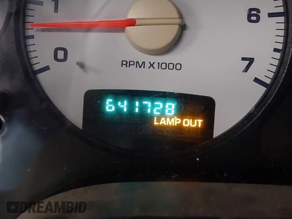 ✅ 2002 Dodge 1500 • VIN: 3D7HU18NX2G115996 • Lot: 43216286. Listed on IAAI with 641,728 mi. Free auction sales archive from the USA and detailed vehicle history report at DreamBid. Image 16.