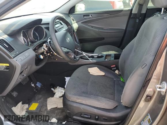 ✅ 2012 Hyundai Sonata GLS • VIN: 5NPEB4AC5CH456762 • Лот: 68666634. Опубликован ранее на Copart с пробегом Не указан. Бесплатный доступ к архиву аукционных продаж из США и подробный отчёт об истории автомобиля на DreamBid. Изображение 7.