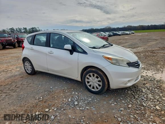 ✅ 2014 Nissan Note SV • VIN: 3N1CE2CP0EL406571 • Lot: 93353595. Listed on Copart with 159,080 mi. Free auction sales archive from the USA and detailed vehicle history report at DreamBid. Image 4.