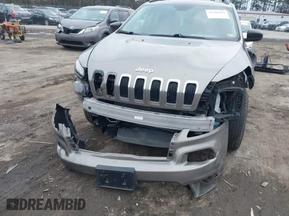 ✅ 2017 Jeep Cherokee Sport • VIN: 1C4PJMAB0HW567739 • Лот: 41381622. Опубликован ранее на IAAI с пробегом 120 217 миль. Бесплатный доступ к архиву аукционных продаж из США и подробный отчёт об истории автомобиля на DreamBid. Изображение 6.