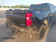 ✅ 2023 Chevrolet Silverado 1500 Custom Trail Boss • VIN: 3GCPDCEKXPG148290 • Lot: 42969215. Wystawiony na IAAI z przebiegiem 41 300 mil. Bezpłatny archiwum sprzedaży aukcyjnych z USA i szczegółowy raport historii pojazdu na DreamBid. Zdjęcie 18.
