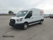 ✅ 2020 Ford Transit Cargo • VIN: 1FTBR2C85LKA39378 • Lot: 43301705. Wystawiony na IAAI z przebiegiem 54 809 mil. Bezpłatny archiwum sprzedaży aukcyjnych z USA i szczegółowy raport historii pojazdu na DreamBid. Zdjęcie 22.