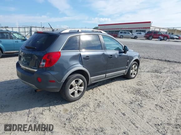 ✅ 2013 Chevrolet Captiva Sport LS • VIN: 3GNAL2EK6DS534126 • Lot: 42663373. Wystawiony na IAAI z przebiegiem 168 112 mil. Bezpłatny archiwum sprzedaży aukcyjnych z USA i szczegółowy raport historii pojazdu na DreamBid. Zdjęcie 4.