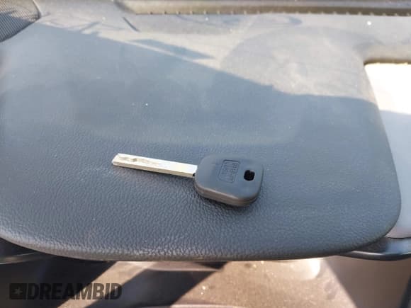 ✅ 2019 Chevrolet Colorado 2WD Work Truck • VIN: 1GCHSBEA5K1134798 • Lot: 42576762. Wystawiony na IAAI z przebiegiem 72 611 mil. Bezpłatny archiwum sprzedaży aukcyjnych z USA i szczegółowy raport historii pojazdu na DreamBid. Zdjęcie 11.