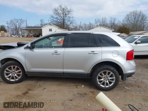 ✅ 2013 Ford Edge Limited • VIN: 2FMDK3KC1DBB83431 • Лот: 41528848. Опубликован ранее на IAAI с пробегом 223 507 миль. Бесплатный доступ к архиву аукционных продаж из США и подробный отчёт об истории автомобиля на DreamBid. Изображение 15.