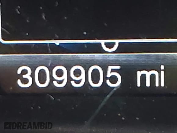 ✅ 2015 Ford Explorer Limited • VIN: 1FM5K8F88FGC69323 • Lot: 42254308. Wystawiony na IAAI z przebiegiem 309 905 mil. Bezpłatny archiwum sprzedaży aukcyjnych z USA i szczegółowy raport historii pojazdu na DreamBid. Zdjęcie 15.