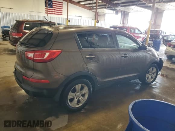 ✅ 2012 Kia Sportage LX • VIN: KNDPB3A2XC7311604 • Lot: 91349465. Listed on Copart with 118,294 mi. Free auction sales archive from the USA and detailed vehicle history report at DreamBid. Image 3.