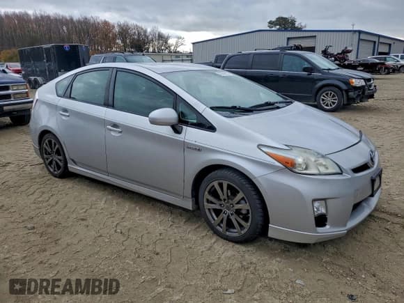✅ 2011 Toyota Prius I • VIN: JTDKN3DU2B0311912 • Lot: 93606825. Listed on Copart with 214,427 mi. Free auction sales archive from the USA and detailed vehicle history report at DreamBid. Image 4.