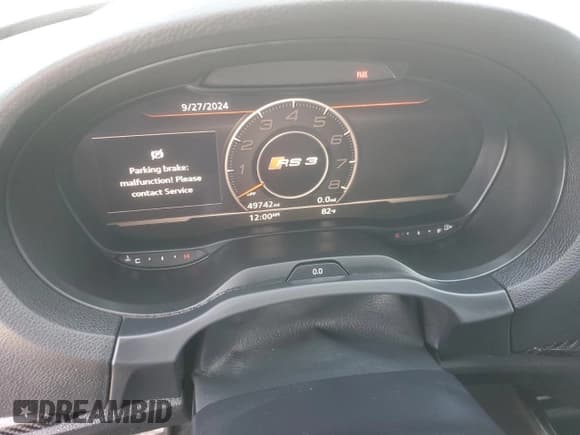 ✅ 2018 Audi RS 3 • VIN: WUABWGFF2J1903261 • Lot: 73920914. Listed on Copart with 49,742 mi. Free auction sales archive from the USA and detailed vehicle history report at DreamBid. Image 9.