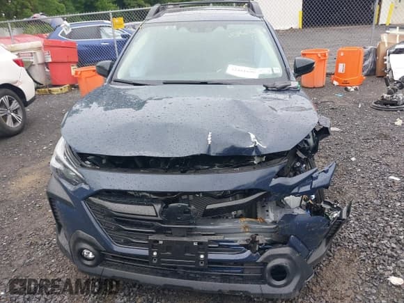 ✅ 2025 Subaru Outback Onyx XT • VIN: 4S4BTGLD0S3253792 • Lot: 42461656. Listed on IAAI with 234 mi. Free auction sales archive from the USA and detailed vehicle history report at DreamBid. Image 12.