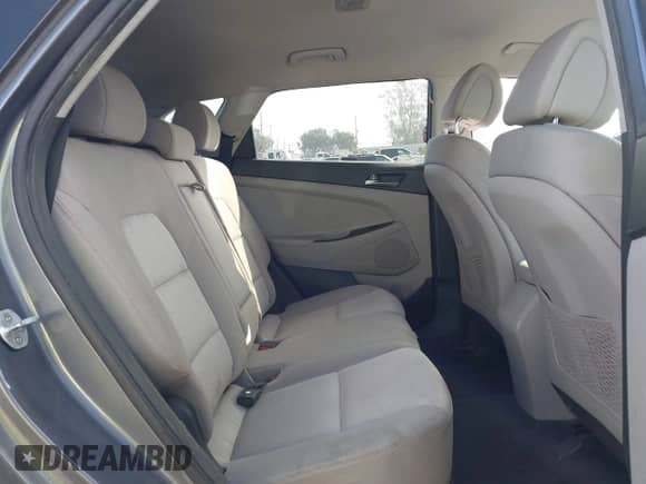 2016 Hyundai Tucson SE z VIN KM8J23A4XGU027741, wystawiony jako IAAI lot #43537032 z przebiegiem 100 475 mil mil oraz . Historia ofert i sprzedaży dostępna na DreamBid. Obrazek 8.