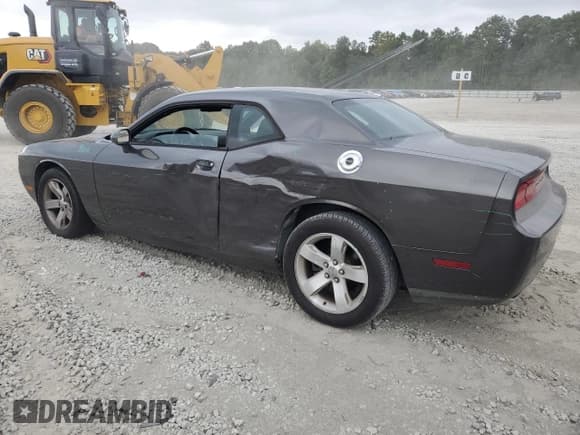 ✅ 2014 Dodge Challenger SXT • VIN: 2C3CDYAGXEH208471 • Lot: 69659914. Wystawiony na Copart z przebiegiem 125 335 mil. Bezpłatny archiwum sprzedaży aukcyjnych z USA i szczegółowy raport historii pojazdu na DreamBid. Zdjęcie 2.