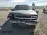 2001 Chevrolet Suburban LT with VIN 3GNGK26U81G216195, listed as a Copart auction lot 69210905 with 260,017 mi miles and Salvage title. Bid and sale history available at DreamBid. Image 5.