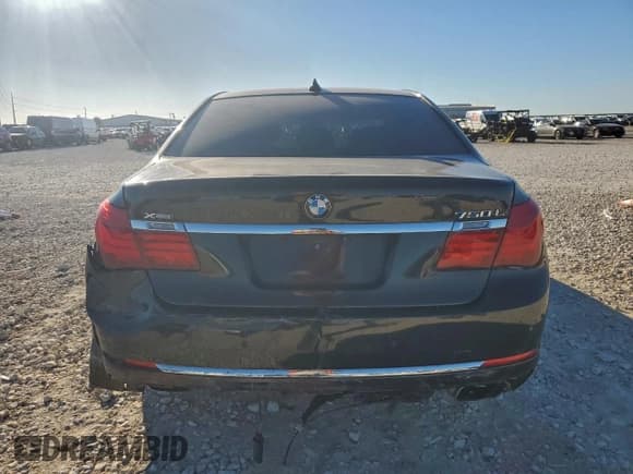 ✅ 2014 BMW 7 Series ALPINA B7 xDrive • VIN: WBAYF8C55ED141764 • Lot: 94592915. Listed on Copart with 97,840 mi. Free auction sales archive from the USA and detailed vehicle history report at DreamBid. Image 6.