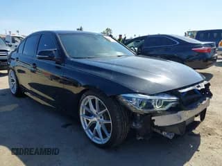 ✅ 2013 BMW 3 Series 335i • VIN: WBA3A9G5XDNP37485 • Lot: 42249307. Wystawiony na IAAI z przebiegiem 112 176 mil. Bezpłatny archiwum sprzedaży aukcyjnych z USA i szczegółowy raport historii pojazdu na DreamBid. Zdjęcie 1.