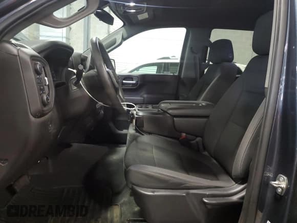 ✅ 2021 Chevrolet Silverado 1500 Custom Trail Boss • VIN: 1GCPYCEF3MZ234429 • Lot: 81342815. Wystawiony na Copart z przebiegiem 177 446 mil. Bezpłatny archiwum sprzedaży aukcyjnych z USA i szczegółowy raport historii pojazdu na DreamBid. Zdjęcie 7.