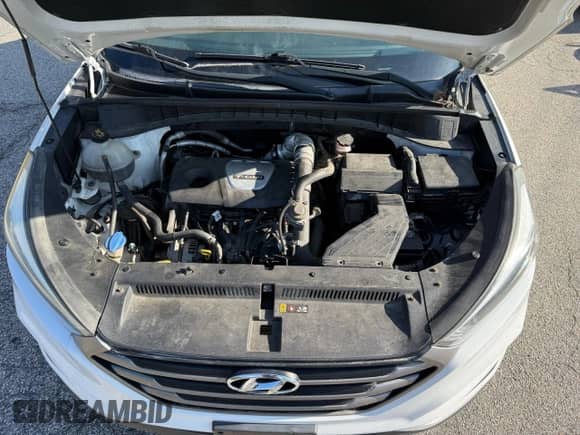 2016 Hyundai Tucson Sport z VIN KM8J3CA2XGU045541, wystawiony jako Copart lot #71610865 z przebiegiem 118 965 mil mil oraz Czysty tytuł • Clean title. Historia ofert i sprzedaży dostępna na DreamBid. Obrazek 7.