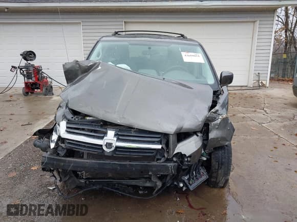 ✅ 2010 Dodge Grand Caravan SXT • VIN: 2D4RN5D11AR224994 • Lot: 43659831. Listed on IAAI with 88,537 mi. Free auction sales archive from the USA and detailed vehicle history report at DreamBid. Image 13.