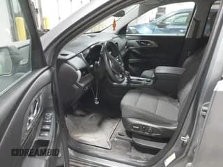 ✅ 2021 Chevrolet Traverse LT Cloth • VIN: 1GNEVGKW7MJ139681 • Lot: 43409810. Wystawiony na IAAI z przebiegiem 82 155 mil. Bezpłatny archiwum sprzedaży aukcyjnych z USA i szczegółowy raport historii pojazdu na DreamBid. Zdjęcie 5.