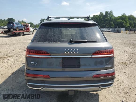 ✅ 2020 Audi Q7 Prestige • VIN: WA1VXAF73LD004899 • Лот: 68987575. Опубликован ранее на Copart с пробегом 55 851 миль. Бесплатный доступ к архиву аукционных продаж из США и подробный отчёт об истории автомобиля на DreamBid. Изображение 6.