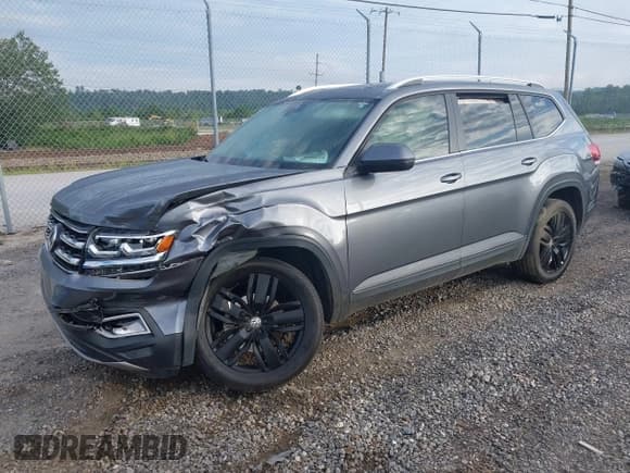 ✅ 2019 Volkswagen Atlas SEL • VIN: 1V2MR2CA8KC623356 • Lot: 42790035. Wystawiony na IAAI z przebiegiem 52 528 mil. Bezpłatny archiwum sprzedaży aukcyjnych z USA i szczegółowy raport historii pojazdu na DreamBid. Zdjęcie 17.