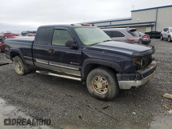 ✅ 2006 Chevrolet Silverado 2500HD Work Truck • VIN: 1GCHK29U26E121610 • Lot: 51782575. Wystawiony na Copart z przebiegiem Nie podano. Bezpłatny archiwum sprzedaży aukcyjnych z USA i szczegółowy raport historii pojazdu na DreamBid. Zdjęcie 4.