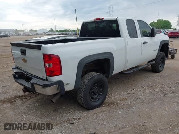 ✅ 2013 Chevrolet Silverado 2500HD Work Truck • VIN: 1GC2KVCG0DZ369368 • Lot: 42240624. Wystawiony na IAAI z przebiegiem 196 105 mil. Bezpłatny archiwum sprzedaży aukcyjnych z USA i szczegółowy raport historii pojazdu na DreamBid. Zdjęcie 4.