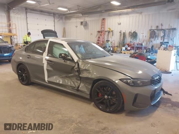 ✅ 2023 BMW 3 Series M340i xDrive • VIN: 3MW49FF05P8D07792 • Lot: 43605176. Wystawiony na IAAI z przebiegiem 20 991 mil. Bezpłatny archiwum sprzedaży aukcyjnych z USA i szczegółowy raport historii pojazdu na DreamBid. Zdjęcie 1.