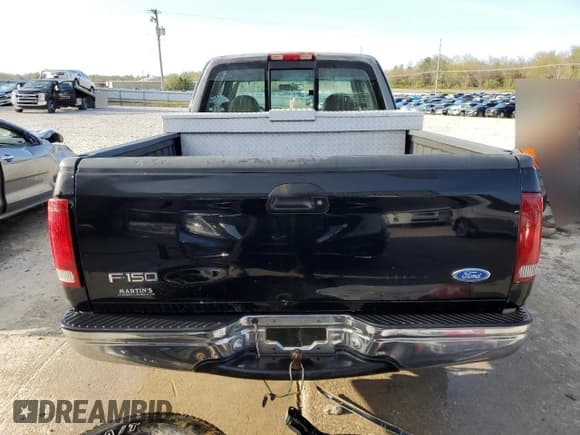 ✅ 1997 Ford F-150 • VIN: 1FTDX1729VNC09693 • Lot: 52196165. Wystawiony na Copart z przebiegiem 189 426 mil. Bezpłatny archiwum sprzedaży aukcyjnych z USA i szczegółowy raport historii pojazdu na DreamBid. Zdjęcie 6.