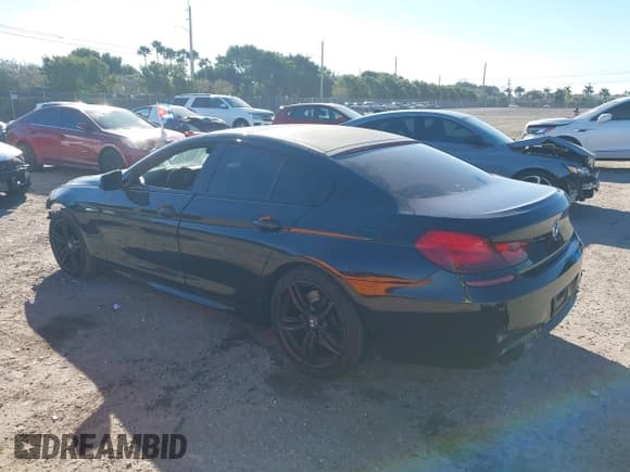 ✅ 2015 BMW 6 Series 640i xDrive • VIN: WBA6B8C55FD453166 • Lot: 41296865. Wystawiony na IAAI z przebiegiem 103 816 mil. Bezpłatny archiwum sprzedaży aukcyjnych z USA i szczegółowy raport historii pojazdu na DreamBid. Zdjęcie 3.