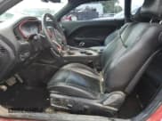 ✅ 2015 Dodge Challenger R/T Plus • VIN: 2C3CDZBTXFH889069 • Lot: 63397564. Wystawiony na Copart z przebiegiem 126 015 mil. Bezpłatny archiwum sprzedaży aukcyjnych z USA i szczegółowy raport historii pojazdu na DreamBid. Zdjęcie 7.