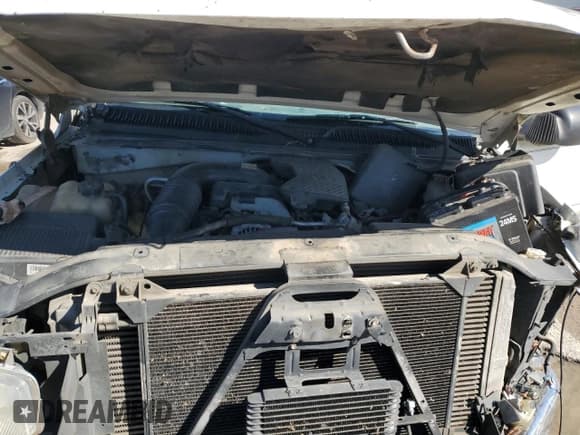 ✅ 2004 GMC Sierra 2500HD SLT • VIN: 1GTHK23294F204210 • Lot: 89011745. Wystawiony na Copart z przebiegiem Nie podano. Bezpłatny archiwum sprzedaży aukcyjnych z USA i szczegółowy raport historii pojazdu na DreamBid. Zdjęcie 11.